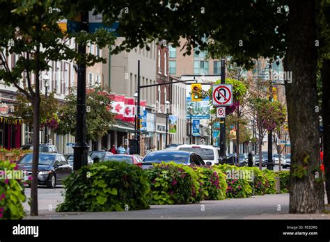 Downtown barrie ontario hi-res stock photography and images - Alamy