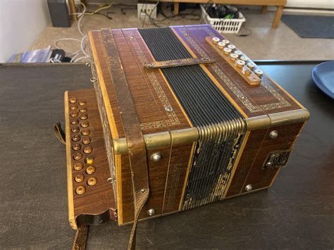 I recently acquired this melodeon and I was wondering if anyone could ...