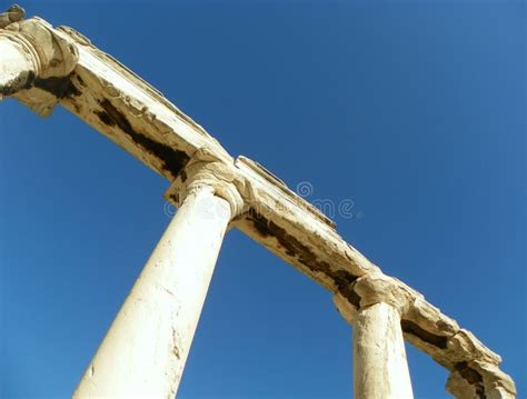 Grecia Athens Roman Agora La Puerta De Athena Archegetis Imagen de archivo - Imagen de capital ...