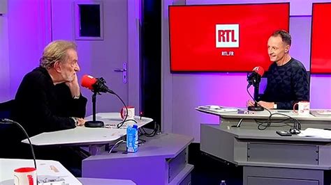 Eddy Mitchell invité de On refait la télé sur RTL Vidéo Dailymotion