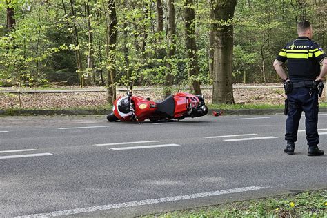 Motorrijder 65 Uit Veenendaal Overleden In Ziekenhuis Na Ongeval In Ede