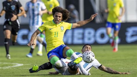 Seleção Brasileira fica fora das Olimpíadas pela primeira vez desde