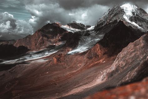 Brown Mountains · Free Stock Photo