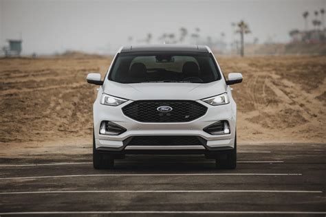 2019 Ford Edge ST: A performance standout - CNET