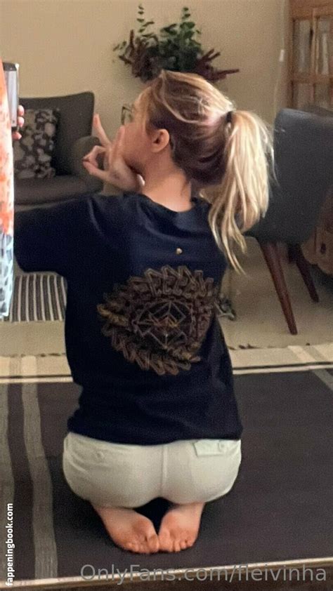 Flavia Sayuri Nude OnlyFans Leaks Fappening FappeningBook