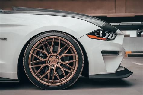 White Car with Bronze Wheels: Bad Combo? (with Pictures) - Motor Hungry