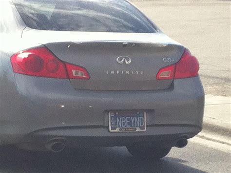 Brilliant license plate spotted in Anchorage : alaska