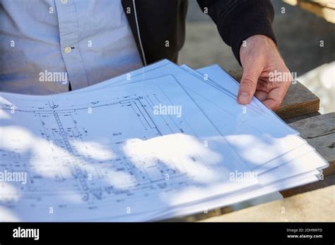 Architect drawing table hi-res stock photography and images - Alamy