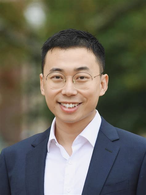 Junlong Feng