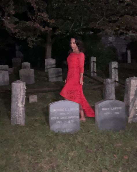 emily compagno hot 2