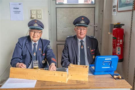 Garbecker Feuerwehr Ffnet Ihre T Ren H Nne Zeitung Aktuelle