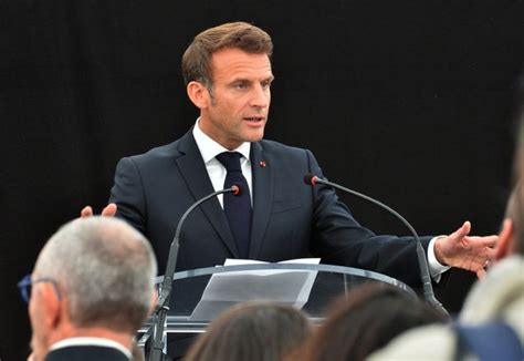 Emmanuel Macron Ne Sexprimera Pas Le 14 Juillet Paris 75000