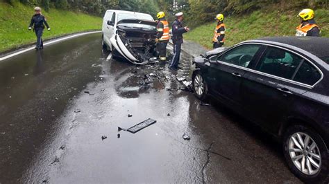 Kirchberg Raab Auf Gegenfahrbahn Geraten 5 Personen Verletzt Krone At