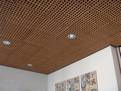 Деревянный потолок с резьбой - COLLECTION-DESIGN.RU