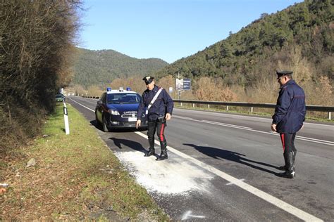 Catania Drammatico Incidente A Patern Scontro Frontale Tra Due A