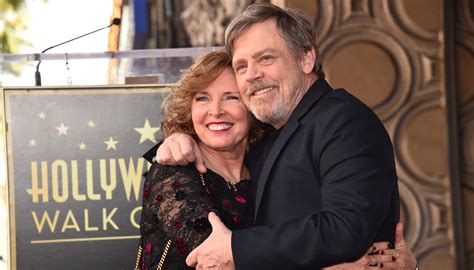 Who is Mark Hamill wife Marilou York? - Celebrity FAQs