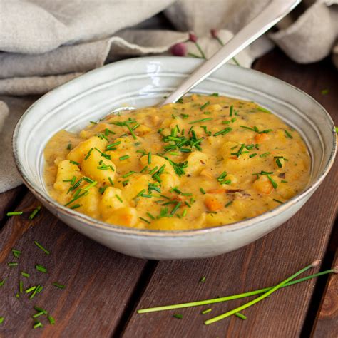 Einfache vegane Kartoffelsuppe für unter 6 Euro Essliebe