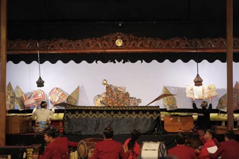 Wayang Layar Panjang Lakon “Ngimpun Jatidiri” | Cak Durasim