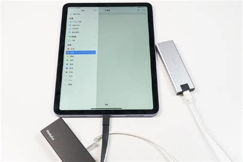 联想thinkplus USB C 4合1便携扩展器评测VGA设备兼容轻松拓展第 财经头条