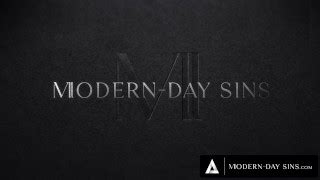 Modern Day Sins Cheating Lesbian Hime Marie Almost Caught Fucking Her Hung Masseurs Next To