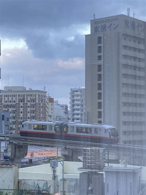 沖縄都市モノレール1000形電車 県庁前駅 沖縄県 鉄道フォト・写真 By Aץameさん レイルラボraillab