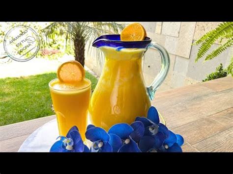 Deléitate con nuestra refrescante receta de zumo de piña y naranja