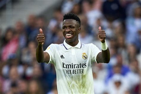 Quanto é o salário de Vinícius Júnior no Real Madrid Leia aqui quanto