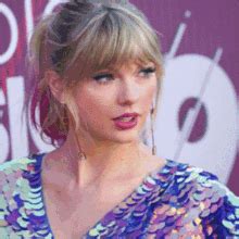 Taylor Swift Shocked Face GIFs | Tenor