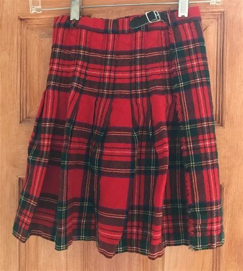 Vintage Kiltmaker Hector Russell House Scotland Wool Gem