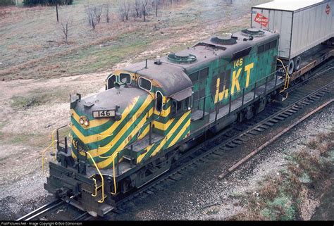 Mkt Mad Re Powered Alco Rs3 Fall Flags Railroad Pictures Train Room