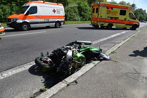 Motorradunfall J Hriger Schwer Verletzt Radio Regenbogen