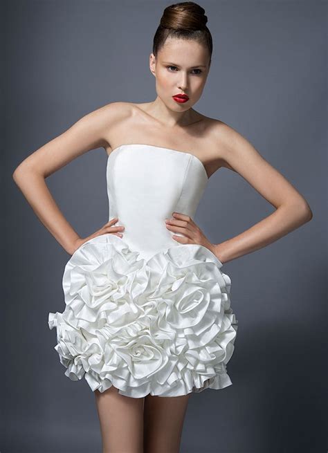 Короткие платья с пышной юбкой