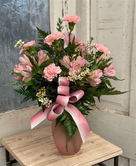 Pretty In Pink Floral Design In Flower Arrangements Simple