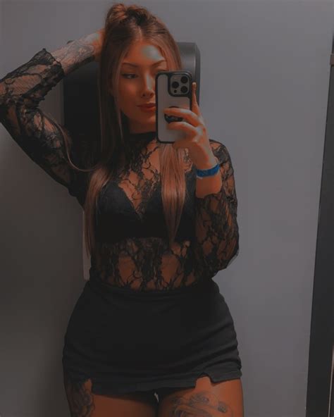 𝕸𝖎𝖗𝖆𝖓𝖉𝖆 🕷️🖤🦇 (@vixen.jo) • Instagram photos and videos