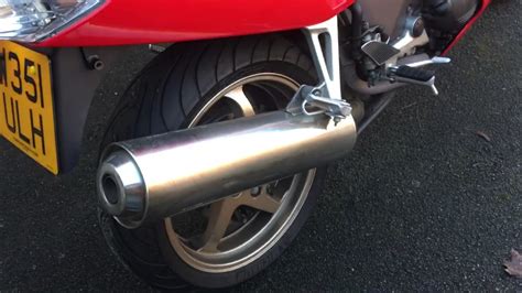 Fitting A Black Widow Exhaust And Removing The Baffles On A Vfr