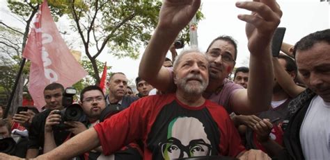 Ap S Treta Do Golpe Lula Precisa Decidir Entre Ser Presidente E