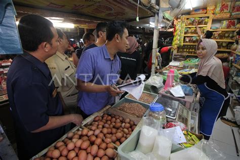 Sidak Pasar Tradisional Antara Foto