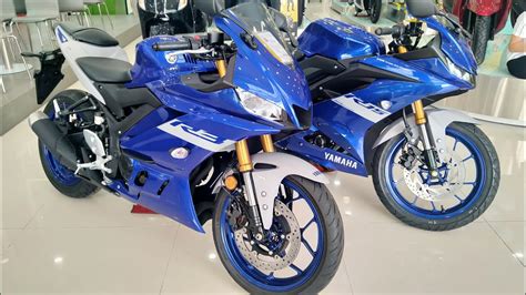 Yamaha R15 V3 2021 Vs Yamaha R3 2021 Youtube