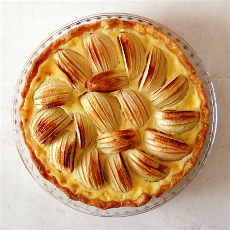 Tarte Alsacienne Aux Pommes De Ma Maman Picnic On A Broom