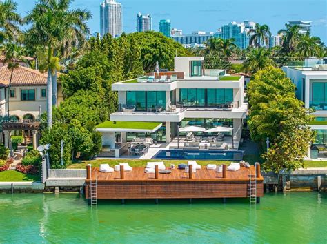 Villa Chalet De Lujo De 721 M2 En Venta En Miami Beach Florida