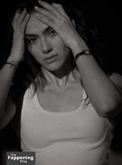 Arienne Mandi Nude Sexy Collection Photos TheFappening
