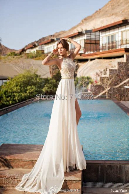 Sexy Beach Lace Wedding Dresses Vestido De Noiva Vintage Lace Appliques Halter Sleeveless Slit