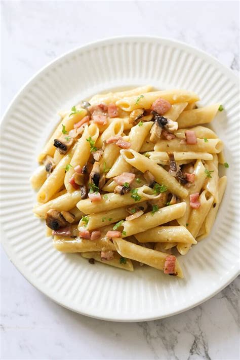 Creamy Carbonara (No Egg) Recipe - Cook it Real Good