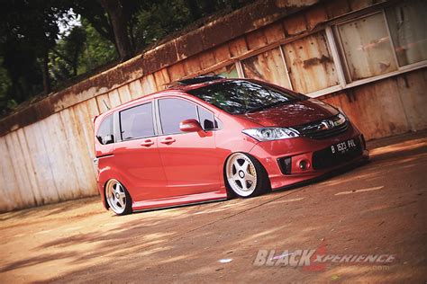 Modifikasi Honda Freed Elegant Bosan Main Jdm Blackxperience