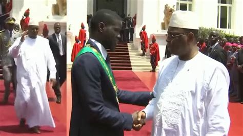 Macky Sall Quitte Le Palais De La R Publique Raccompagn Par Le Pr