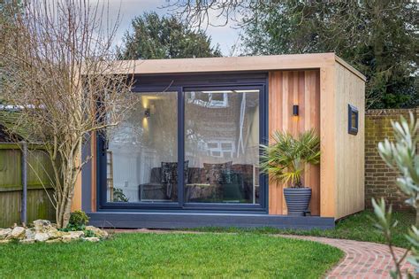 Insulated Garden Houses | Luxury Garden Houses | Green Retreats