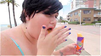 Tetona BBW Serentiy Sinn Chupa Helado Y Polla En La Playa XVIDEOS