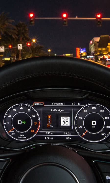 City Traffic Audi Networks With Traffic Lights In The Usa