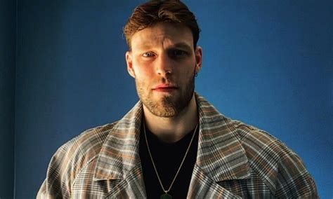 Atleta Profesional De Handball Sale Del Cl Set Como Gay