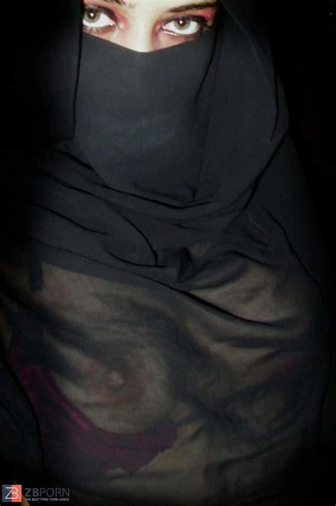 Neqab Dame From Ksa ZB Porn